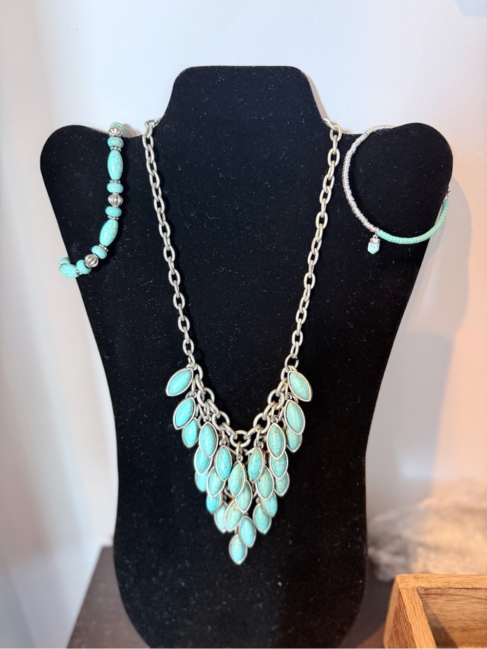 Turquoise Teardrop Statement Necklace with 2 coordinating bracelets